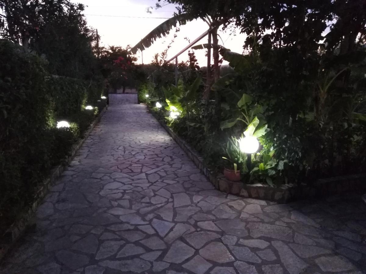 Golden Sea Villa Kalamata Exterior foto